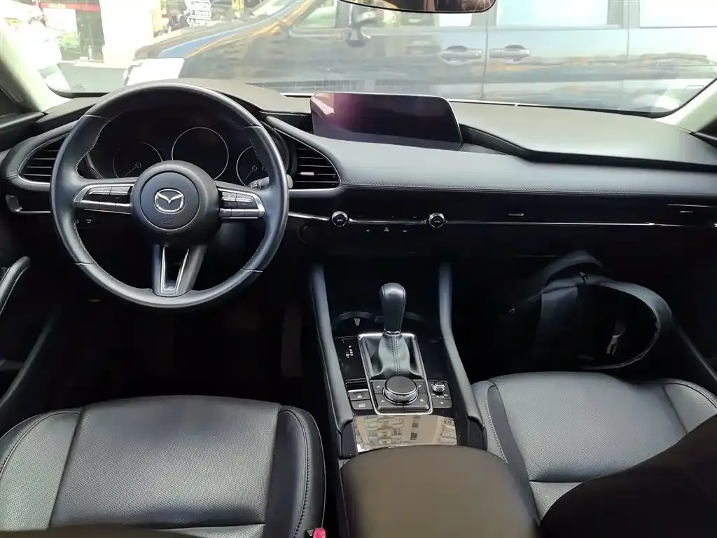 Mazda 3 Axela 2022 из CN, фото 10