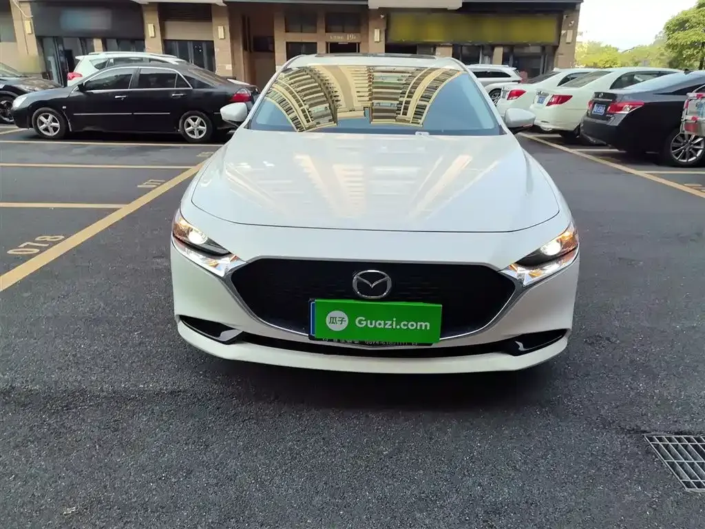 Mazda 3 Axela 2022 из CN, фото 3