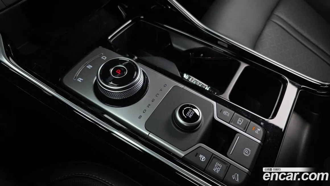 Kia Sorento — фото 9