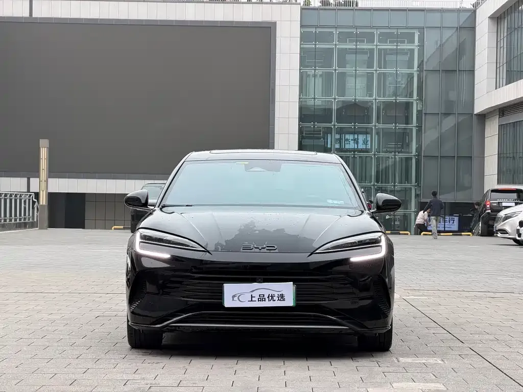 BYD Seal 07 DM-i — фото 2