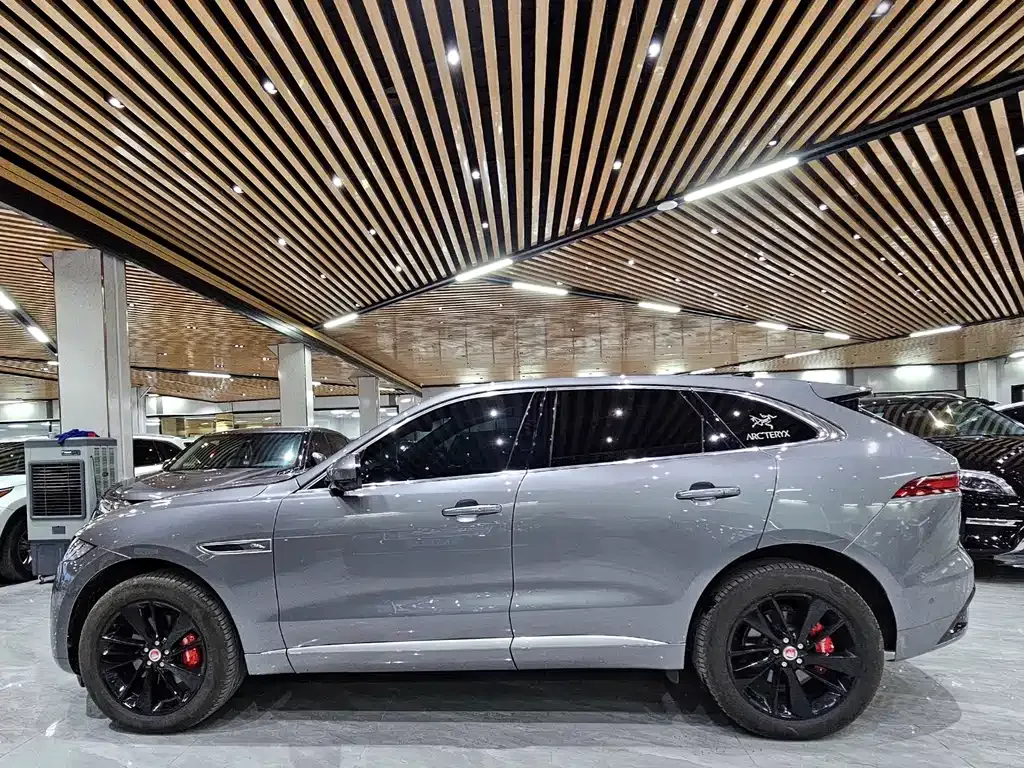 Jaguar F-PACE 2021 из CN, фото 3