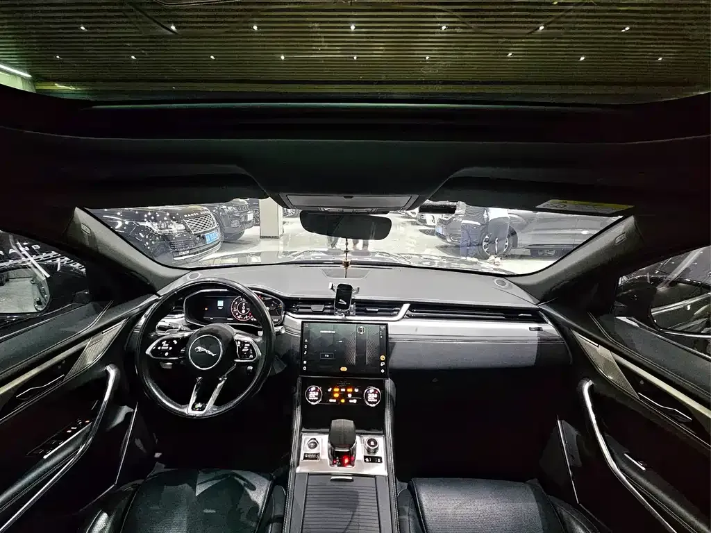 Jaguar F-PACE 2021 из CN, фото 6