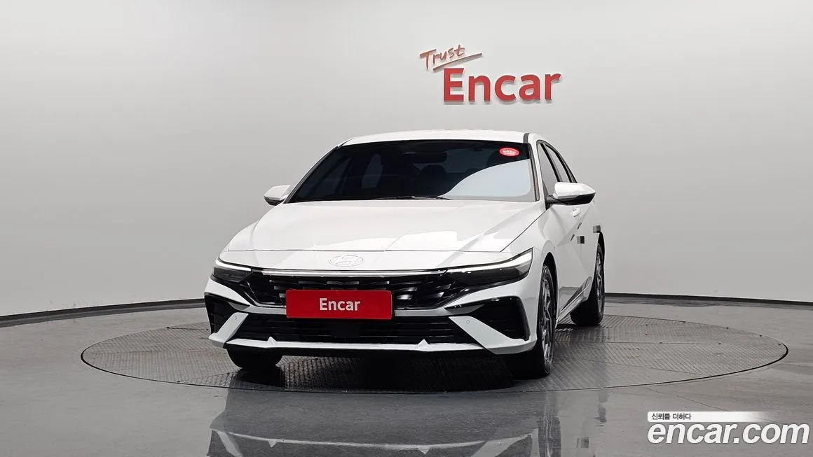 Hyundai AVANTE — фото 3