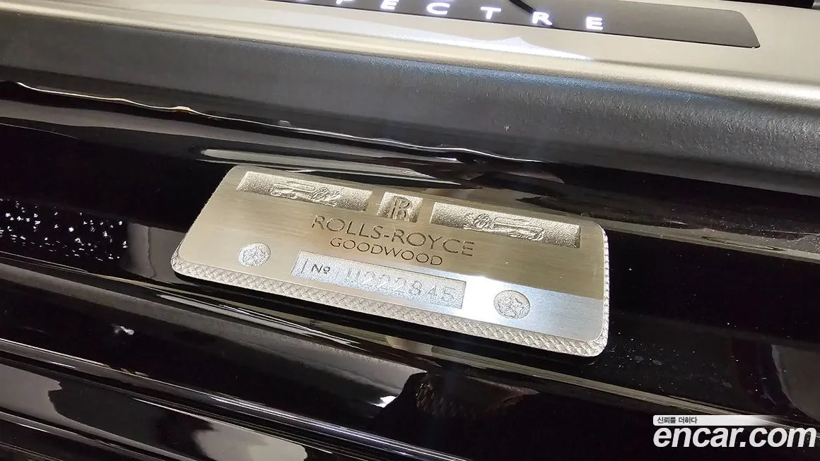 Rolls-Royce Spectre 2024 из KR, фото 9
