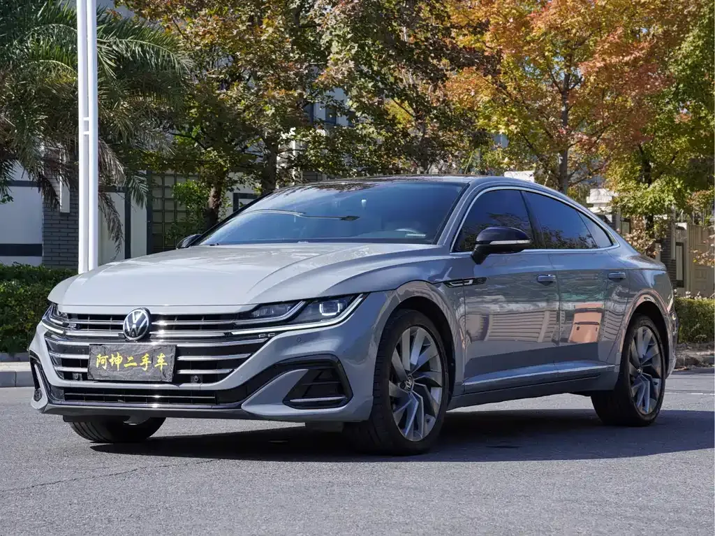 Volkswagen CC 2023 из CN, фото 1