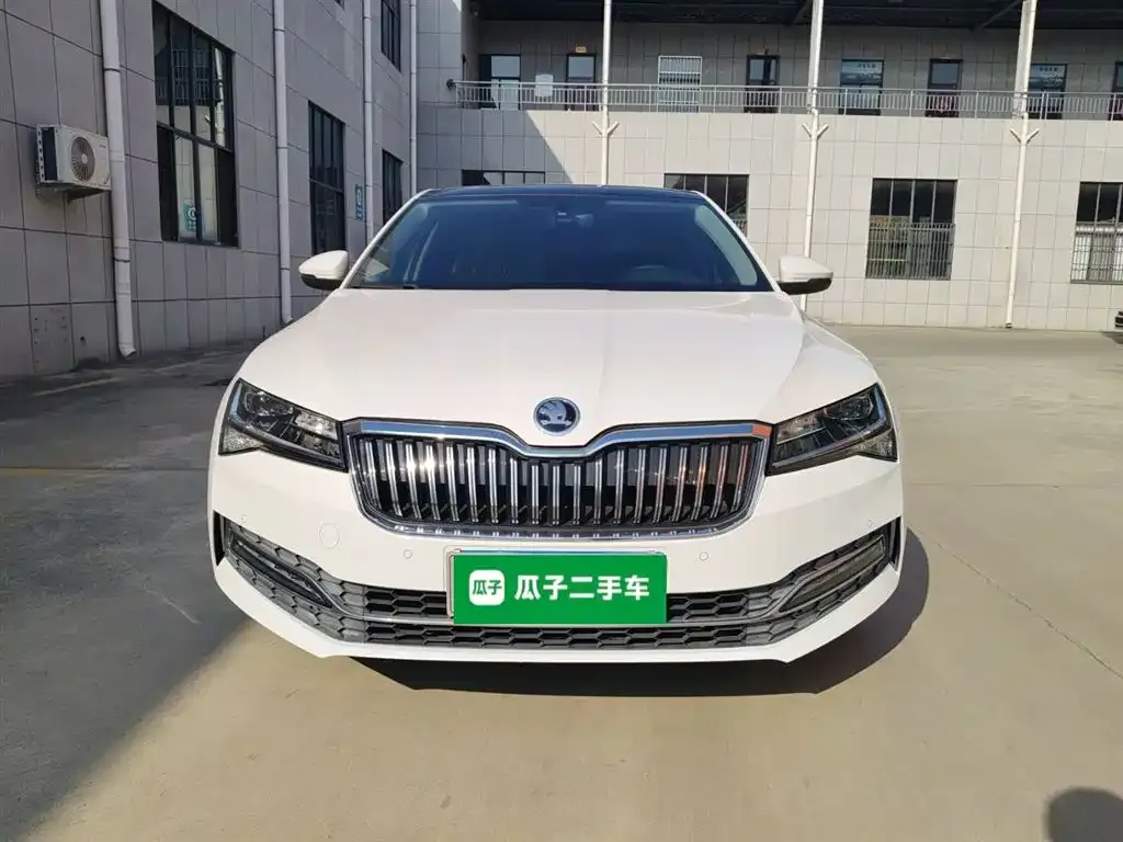 Skoda Superb 2021 из CN, фото 3