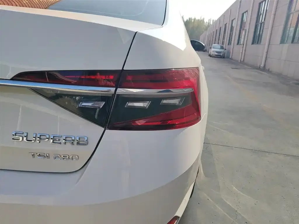 Skoda Superb 2021 из CN, фото 8