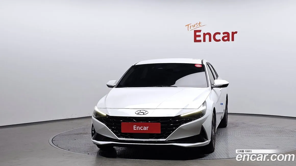 Hyundai AVANTE 2023 из KR, фото 3