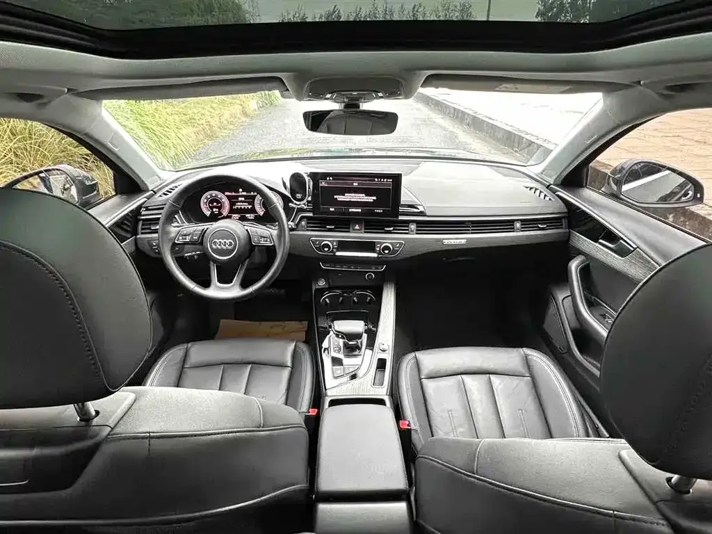 Audi A4 (Import) — фото 7