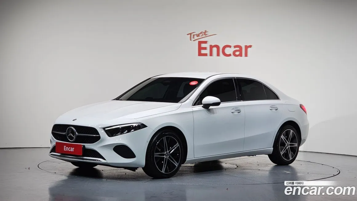 Mercedes-Benz A-Class — фото 1