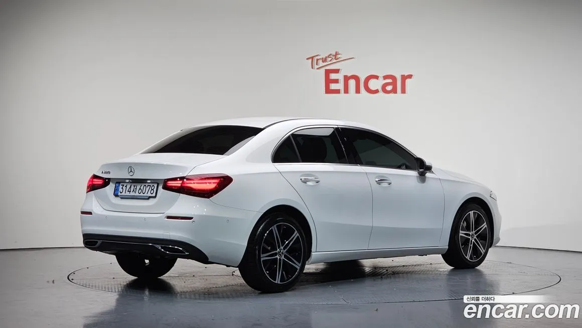 Mercedes-Benz A-Class — фото 2