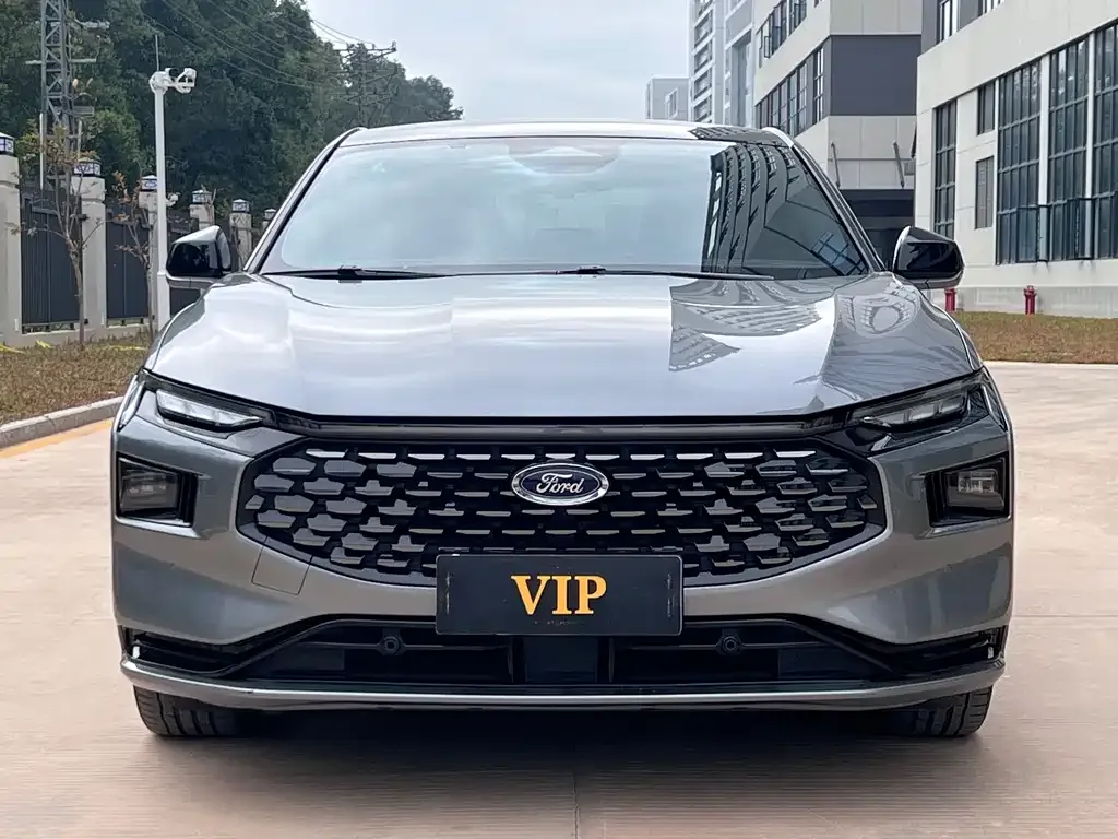 Ford Mondeo 2022 из CN, фото 2