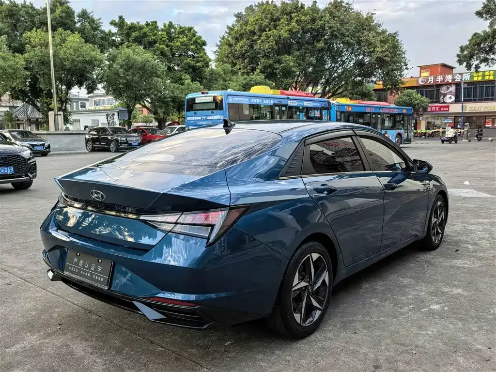 Hyundai Elantra 2023 из CN, фото 6