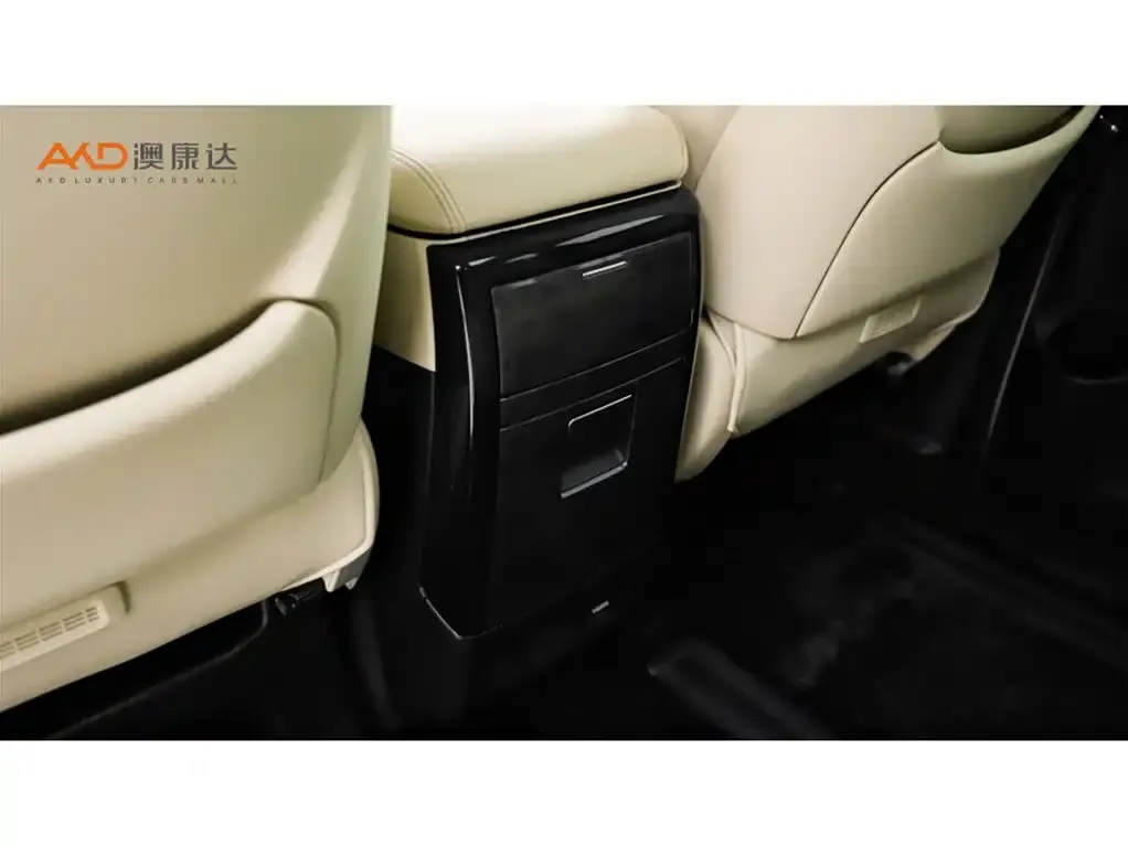 Toyota Vellfire 2023 из CN, фото 10
