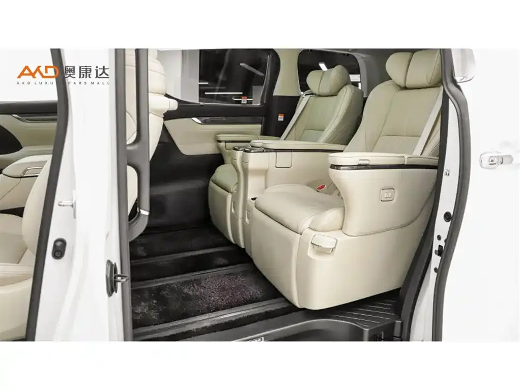 Toyota Vellfire 2023 из CN, фото 7