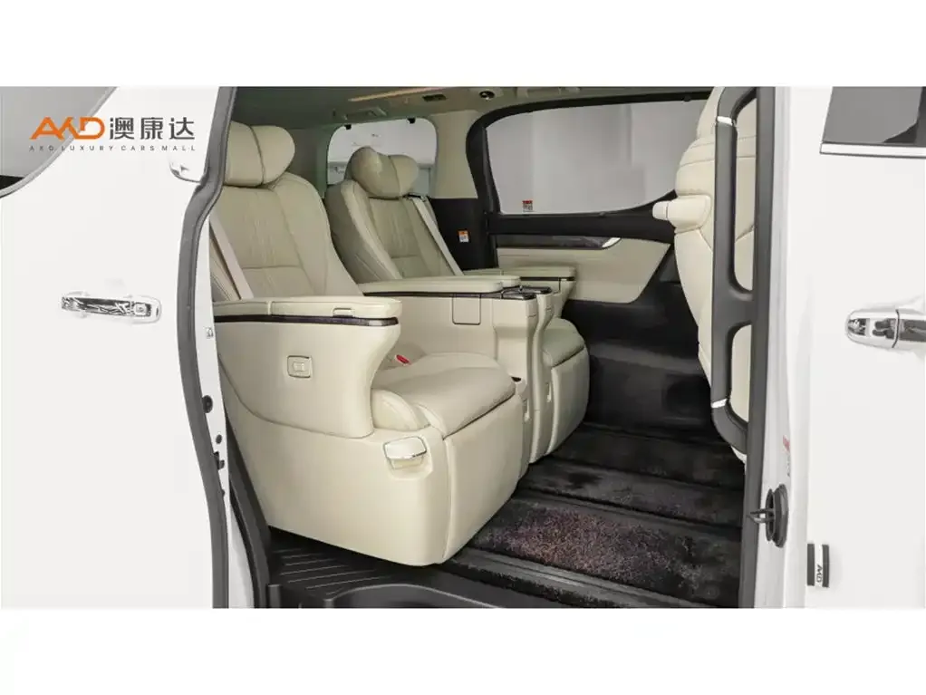 Toyota Vellfire 2023 из CN, фото 8