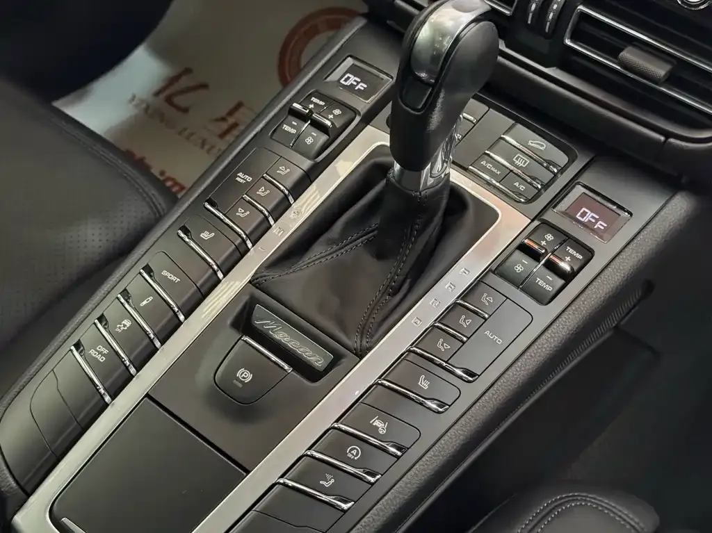 Porsche Macan 2021 из CN, фото 10