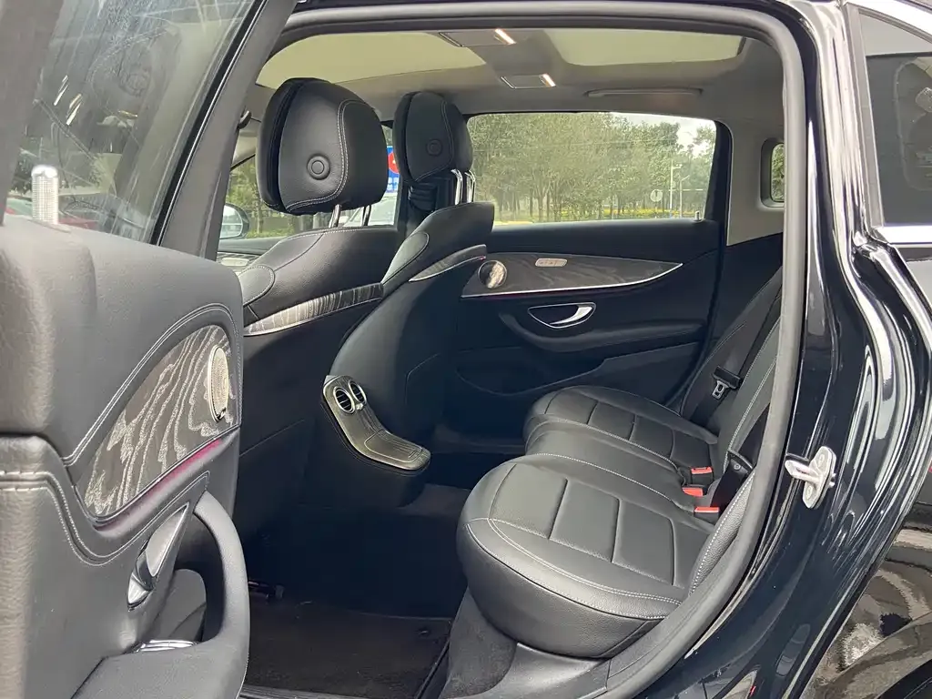 Mercedes-Benz E-Class 2021 из CN, фото 5