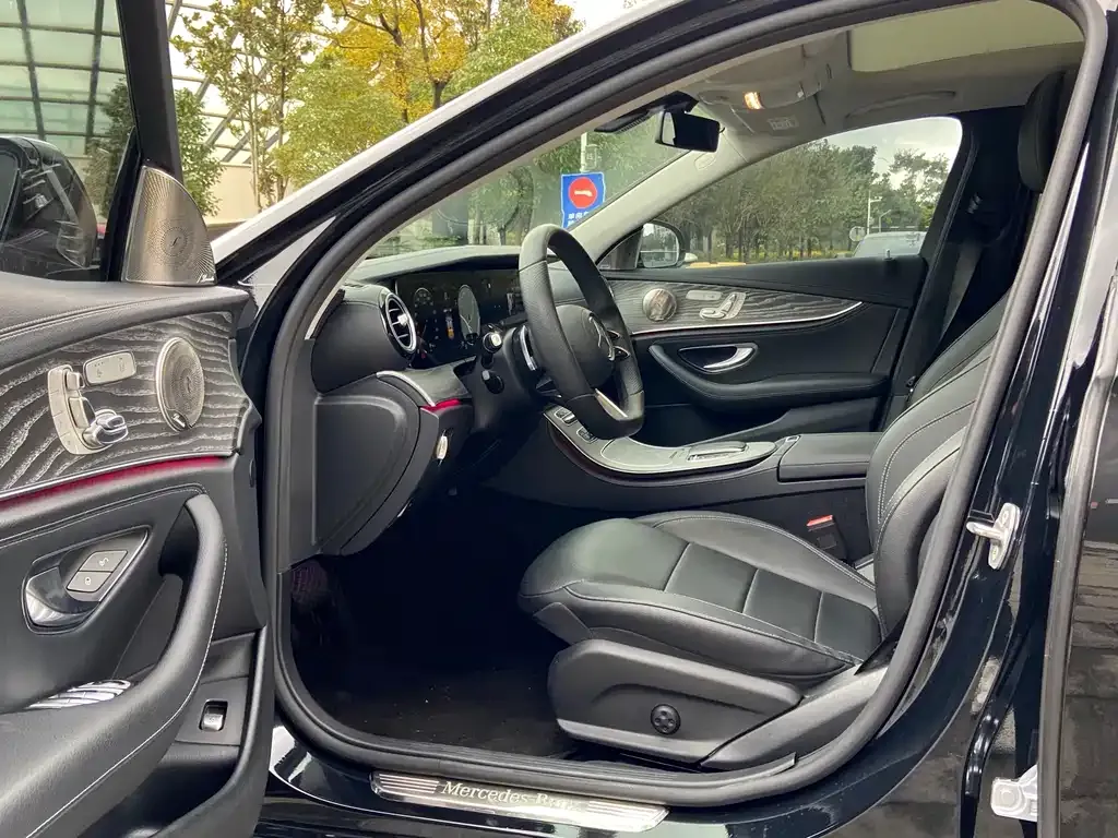 Mercedes-Benz E-Class 2021 из CN, фото 6