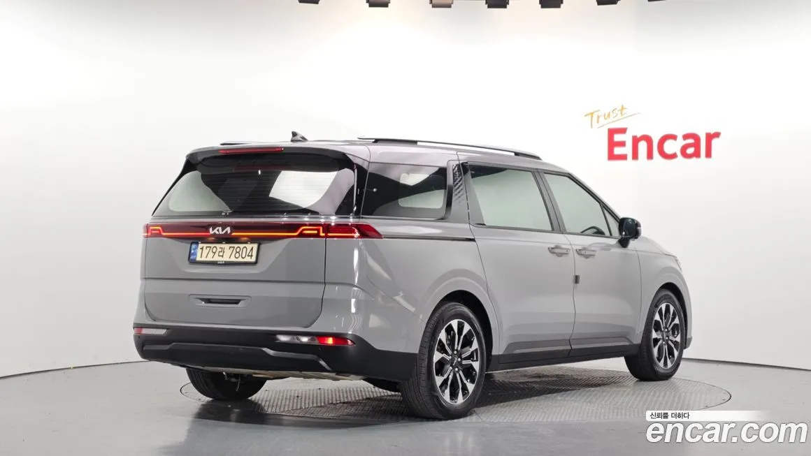 Kia Carnival 2023 из KR, фото 2