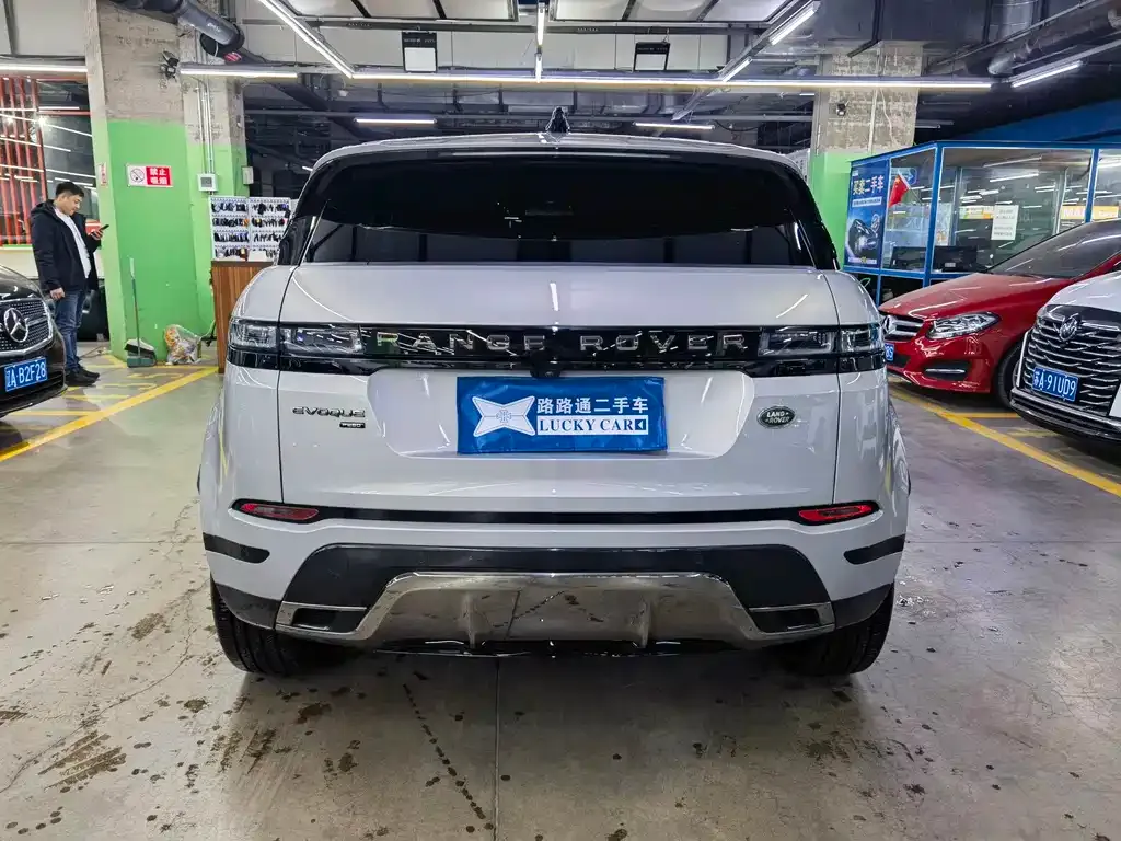 Land Rover Evoque 2023 из CN, фото 5