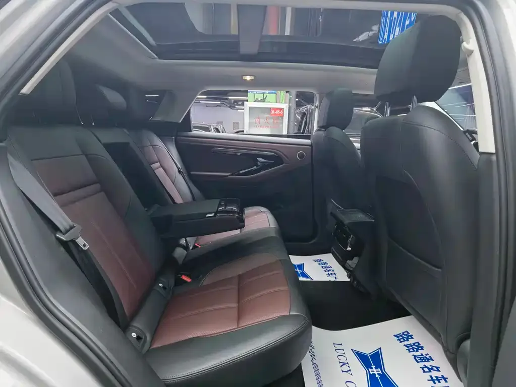 Land Rover Evoque 2023 из CN, фото 9