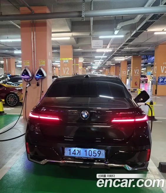 BMW i7 2024 из KR, фото 2
