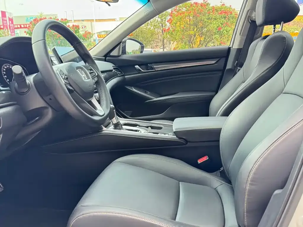 Honda Accord 2023 из CN, фото 4