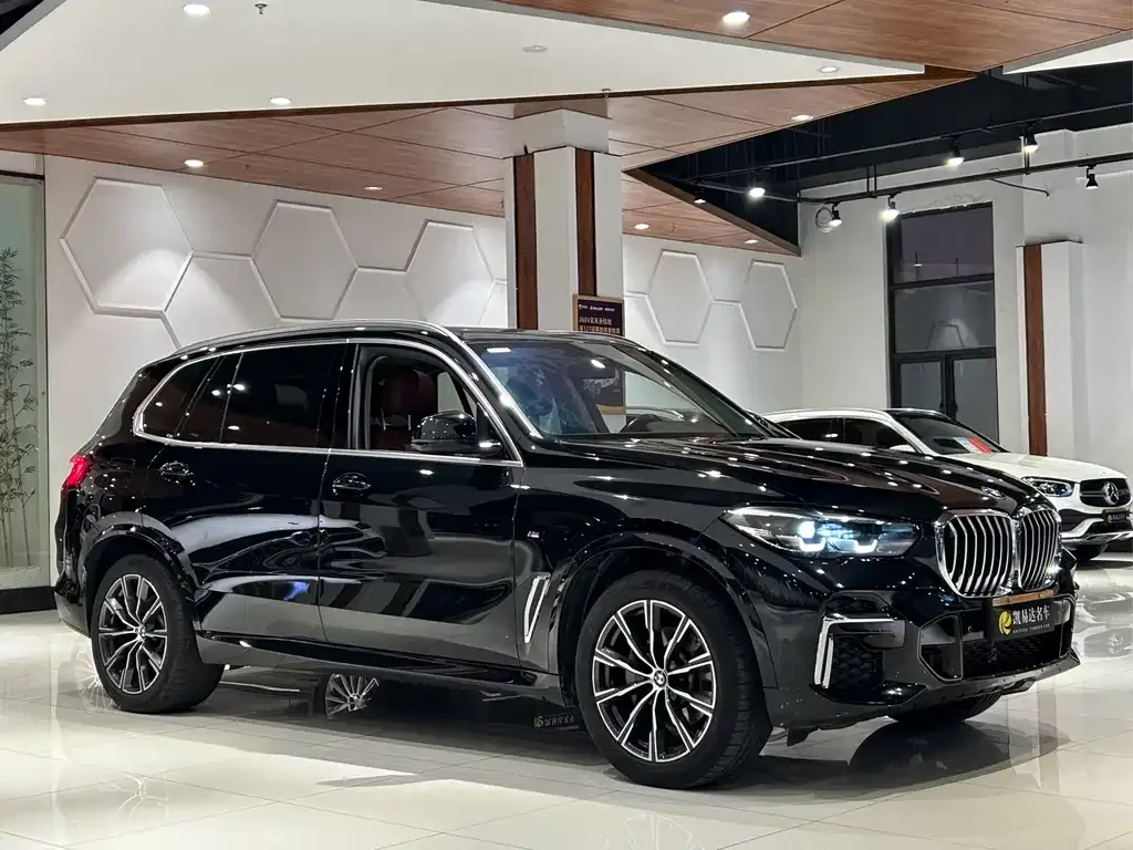 BMW X5 — фото 4