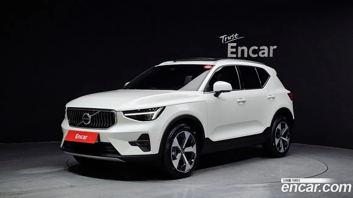 Volvo XC40 2025 из KR, фото 1