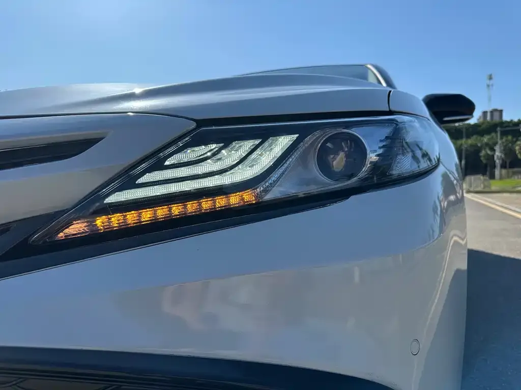 Toyota Camry 2023 из CN, фото 10