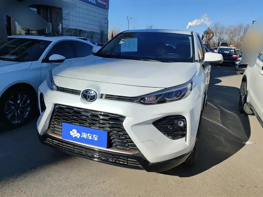 Toyota Wildlander — фото 1