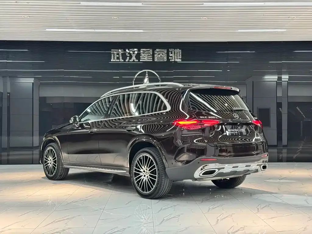 Mercedes-Benz GLC — фото 6