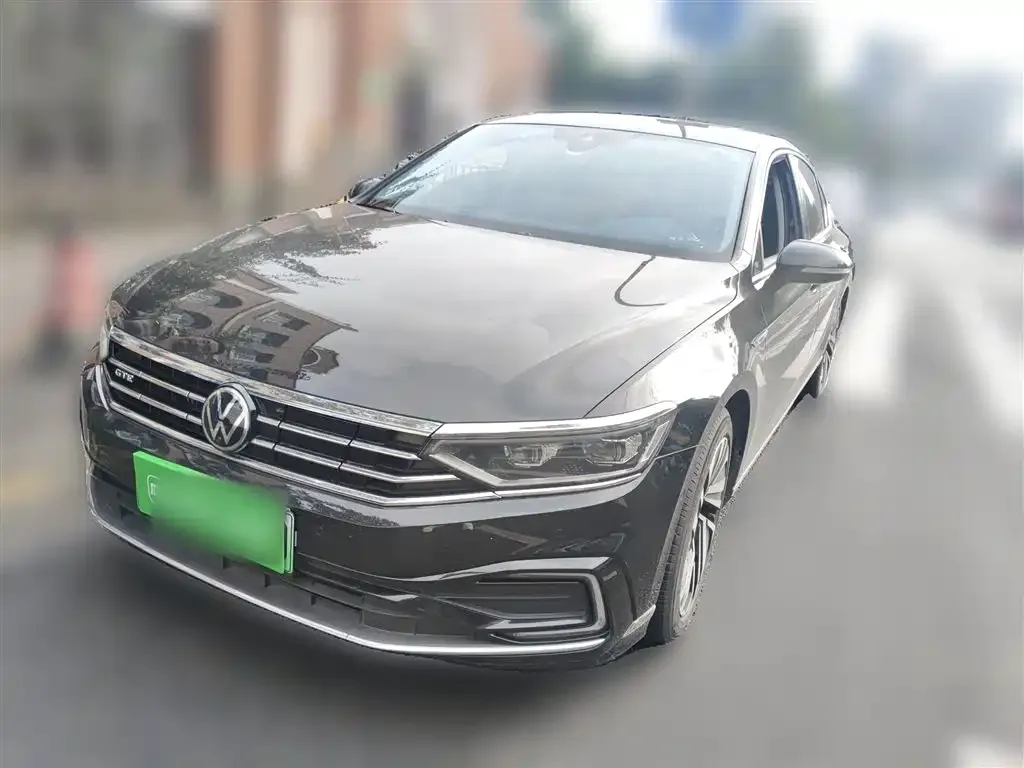 Volkswagen Magotan GTE PHEV 2021 из CN, фото 2