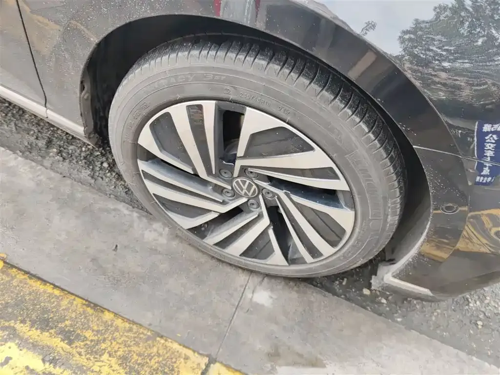 Volkswagen Magotan GTE PHEV 2021 из CN, фото 9