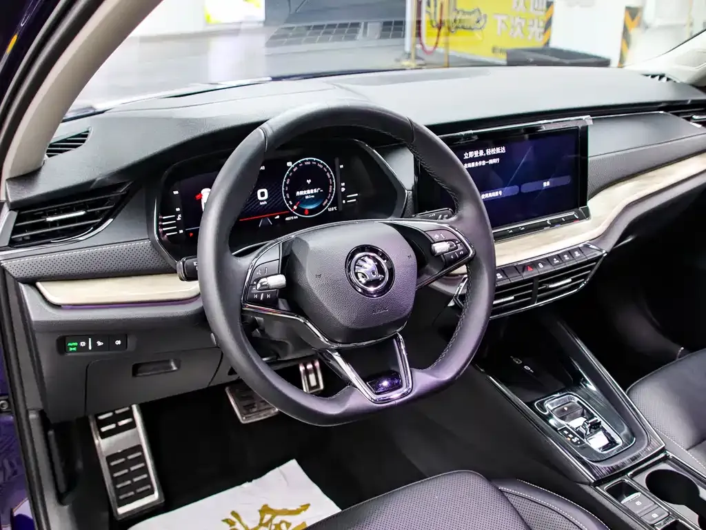 Skoda Octavia 2022 из CN, фото 5