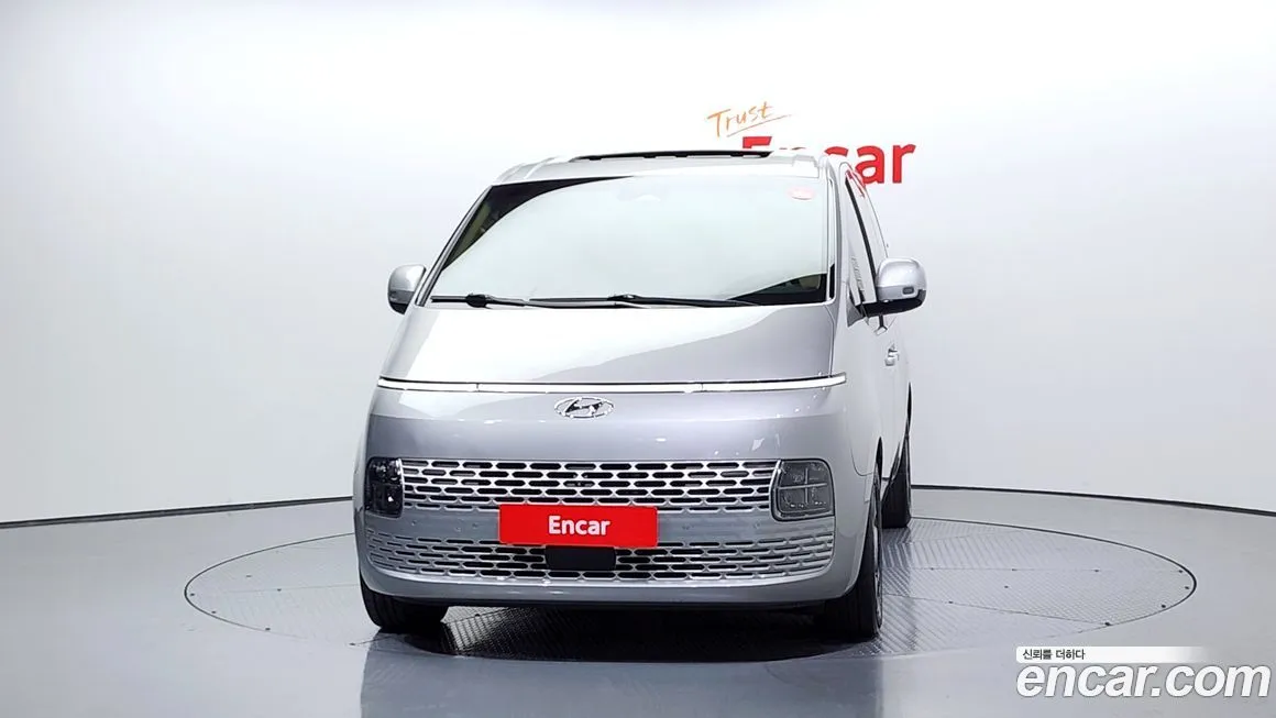 Hyundai Staria — фото 3