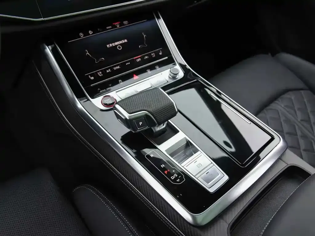 Audi SQ7 2024 из CN, фото 10