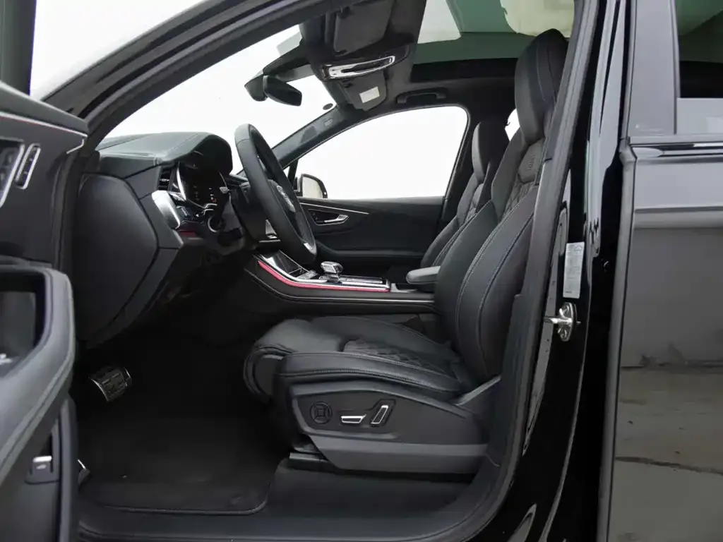 Audi SQ7 2024 из CN, фото 8