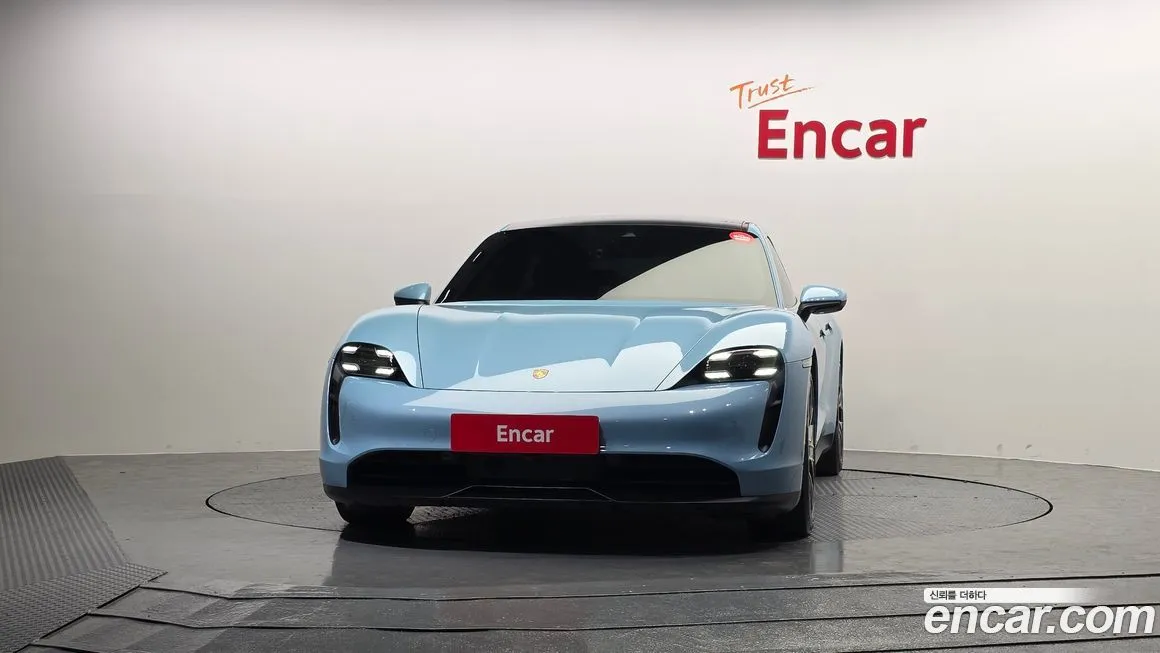 Porsche Taycan 2021 из KR, фото 3