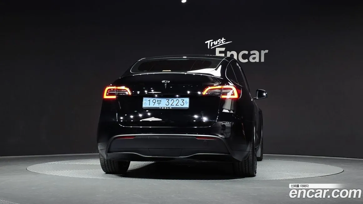 Tesla Model Y 2024 из KR, фото 4