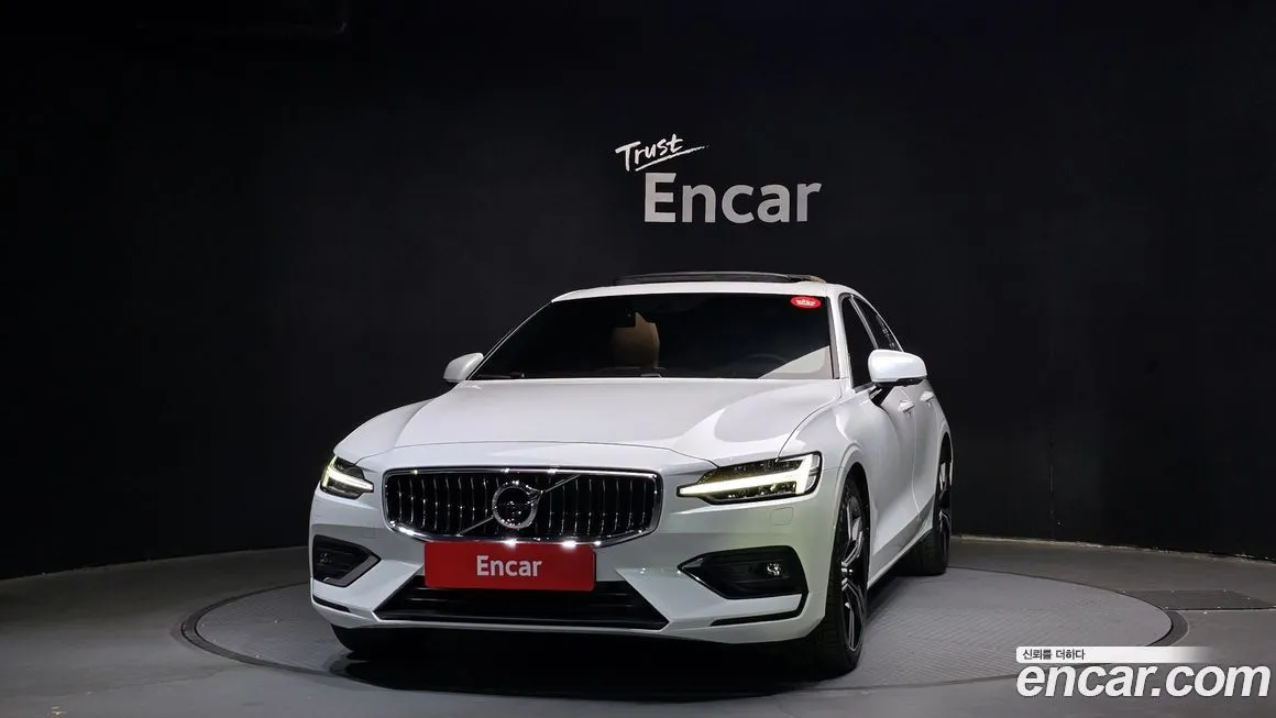 Volvo S60 2021 из KR, фото 3