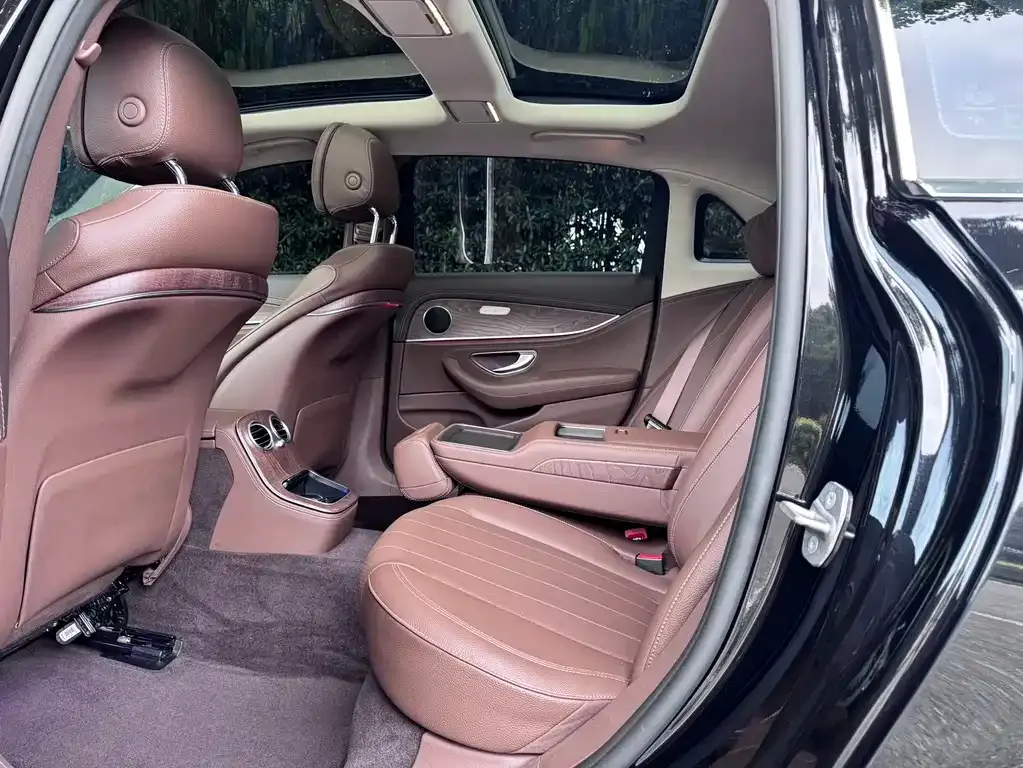 Mercedes-Benz E-Class 2021 из CN, фото 9