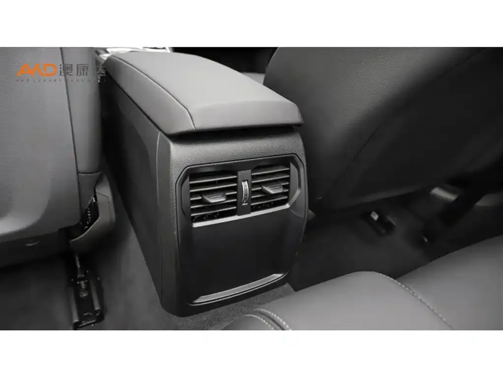 BMW 4 Series 2024 из CN, фото 9