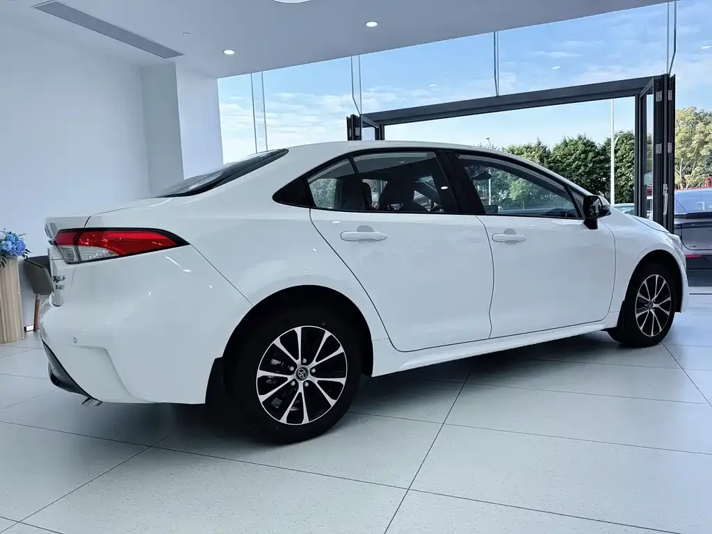 Toyota Levin 2025 из CN, фото 9