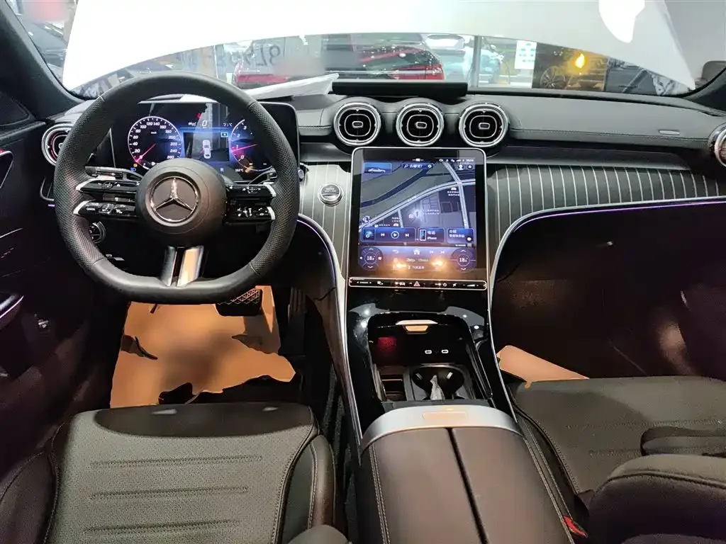 Mercedes-Benz C-Class — фото 10