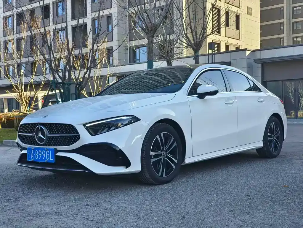 Mercedes-Benz A-Class — фото 1