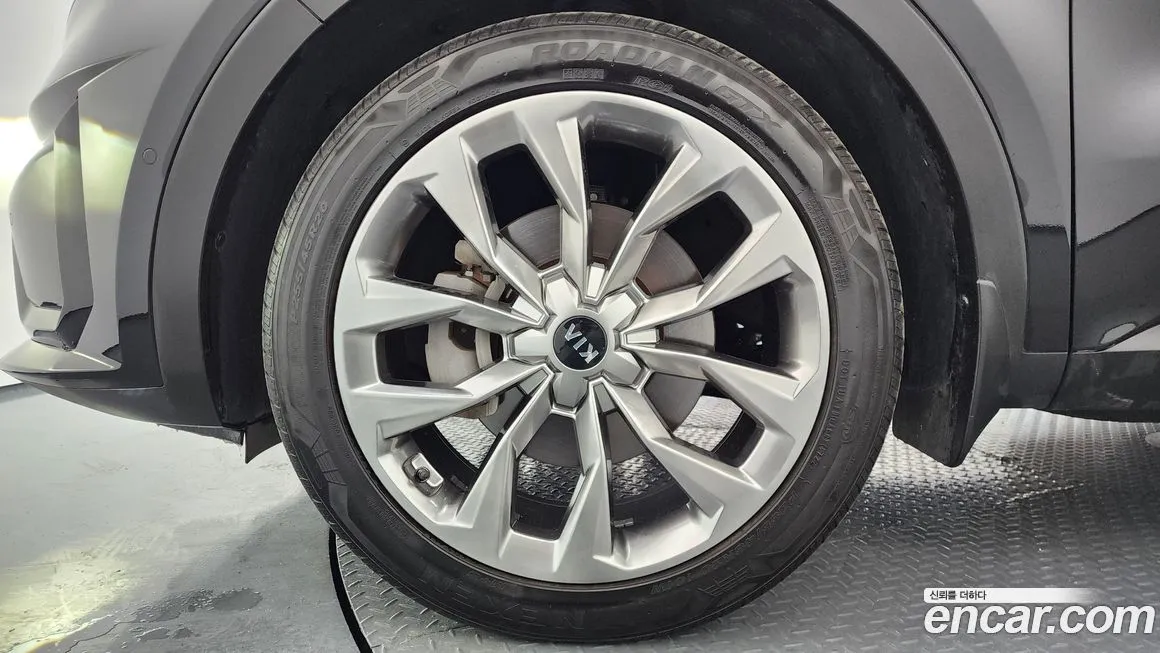 Kia Sorento — фото 5