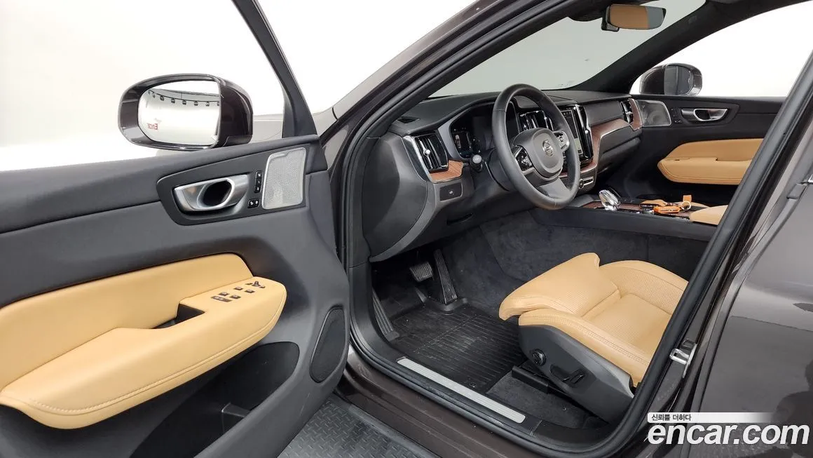 Volvo XC60 2024 из KR, фото 10