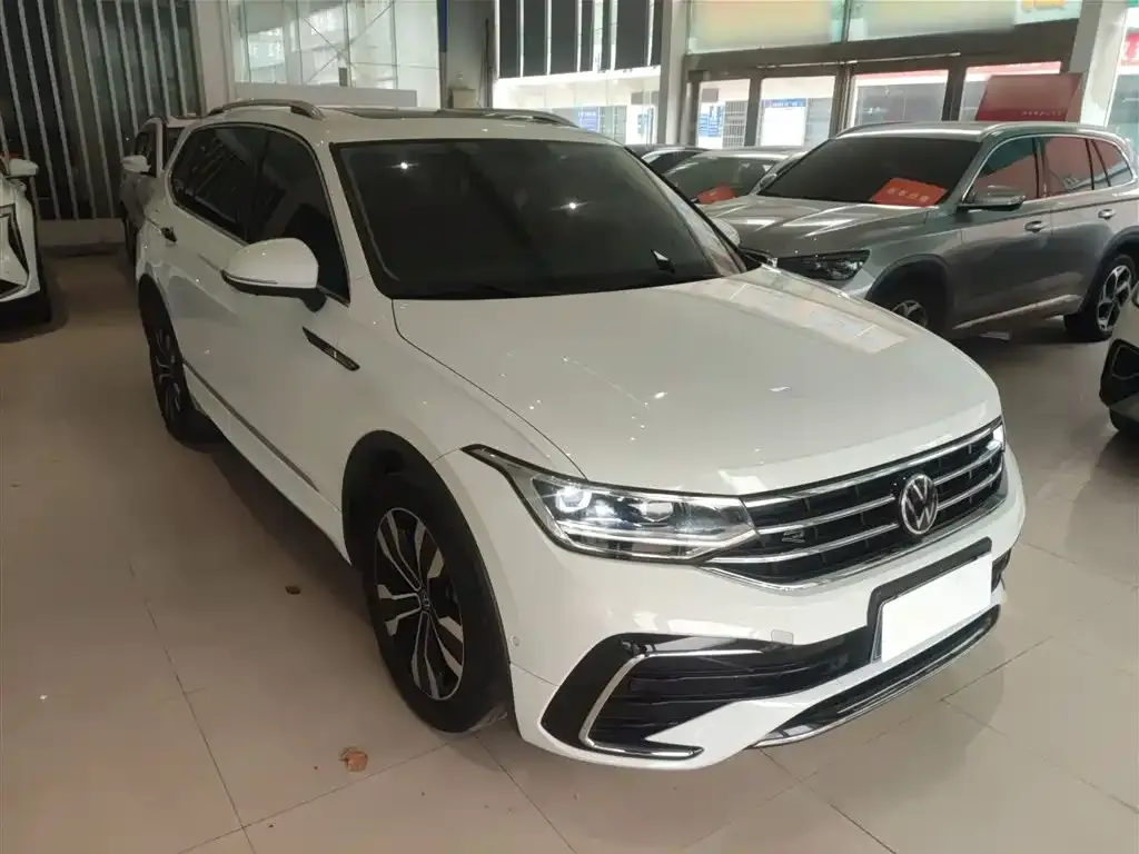 Volkswagen Tiguan L 2024 из CN, фото 4